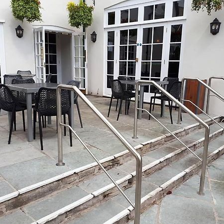The George Hotel Wetherspoon Brecon Exteriör bild